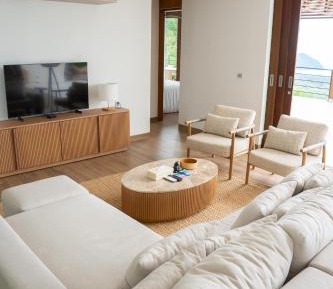 Family 2-Bedroom Pool Villa with Ocean View & Bunk beds