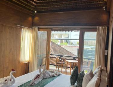 Deluxe Double Room with Balcony