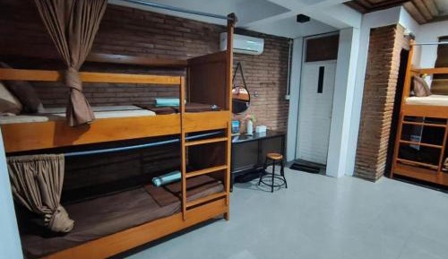 Single Bed in Dormitory Room