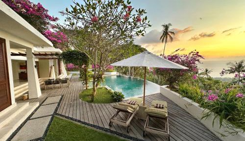 Villa with Sea View
