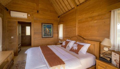 Queen Room with Balcony
