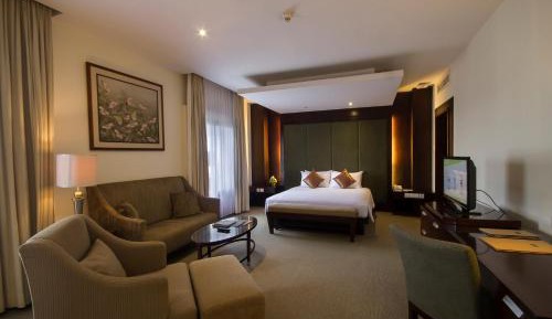 Deluxe Suite