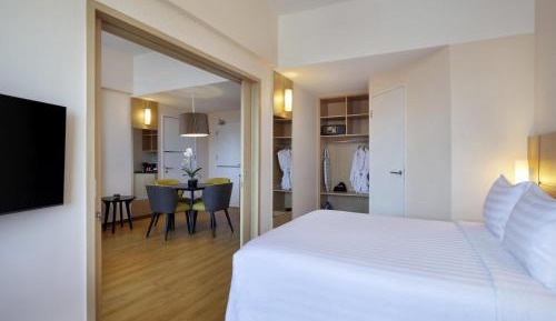 Executive Queen Room