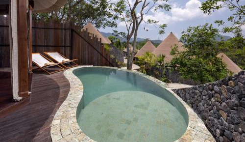 Luxury Pool Tent with Free Benefits