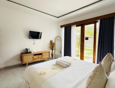 Double Room with Mountain View