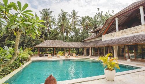 Villa with Private Pool