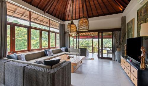 Presidential Three Bedroom Pool Villa 