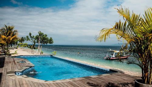 Grand Deluxe Double Beachfront View - Lower Floor