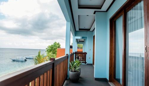 Grand Deluxe Double Beachfront View - Upper Floor