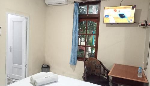 Family Room with Private Bathroom