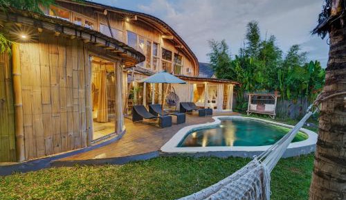 Deluxe Villa