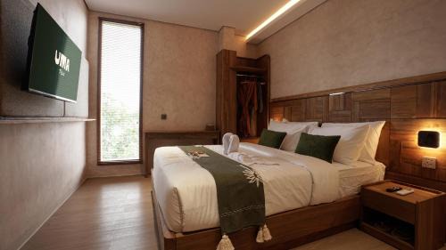 Deluxe Double Room with Bath
