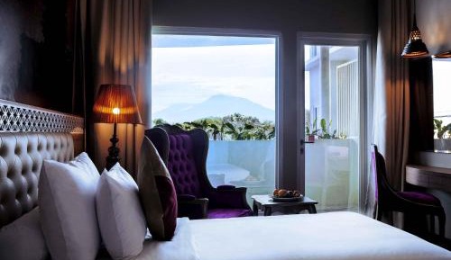 Premium Superior King Room with Balcony