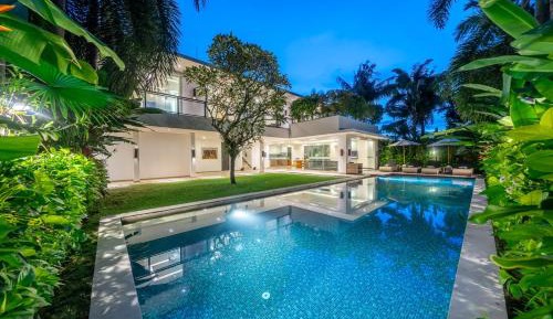 Three-Bedroom Villa with Private Pool
