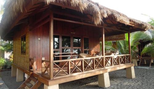 Deluxe Double Room with Side Sea View