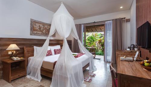 Suite with Garden View