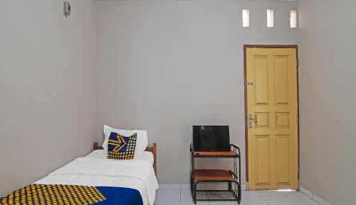 Small Single Room