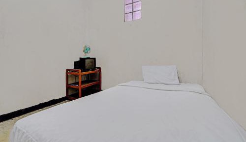 Large Single Room