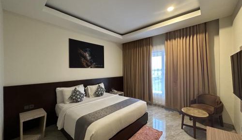 Royal Deluxe King Room