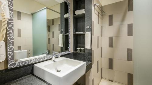 The Wujil Room 