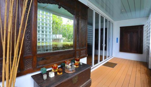 Suite with Garden View