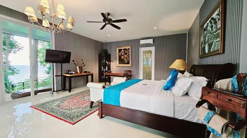 Suite with Sea View