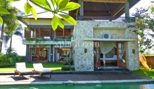 Three-Bedroom Villa with Private Pool