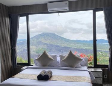 Junior Suite with Mountain View