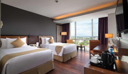 Superior Twin Room with City View - Non-Smoking