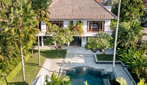Grand Three-Bedroom Villa with Private Pool