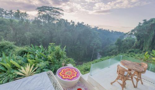 Suite with River View