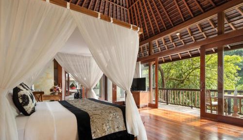 Kayon Royal Pool Villa 