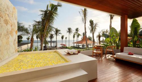 Jacuzzi Suite Ocean View