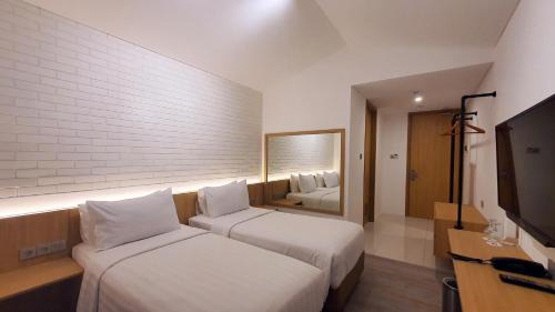 Standard Double or Twin Room with Balcony