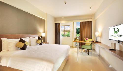 Deluxe King Room