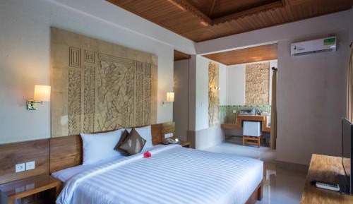 Suite with River View