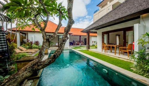 Four Bedroom Villa with Private Pool