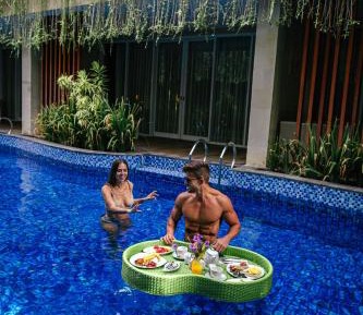 Lagoon Suite