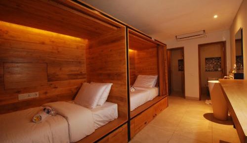 Single Bed in Male Dormitory Room