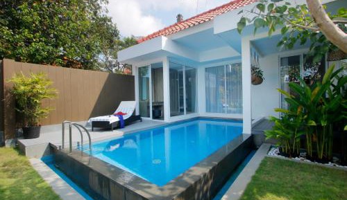 Deluxe One-Bedroom Villa with Private Pool 