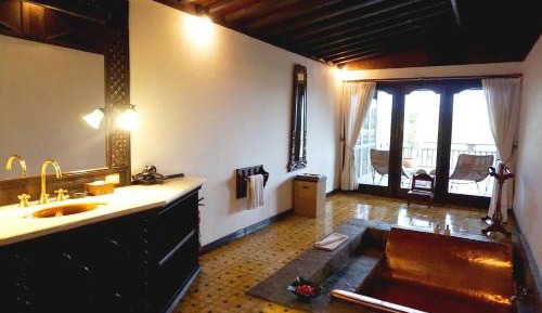Ambar Villa