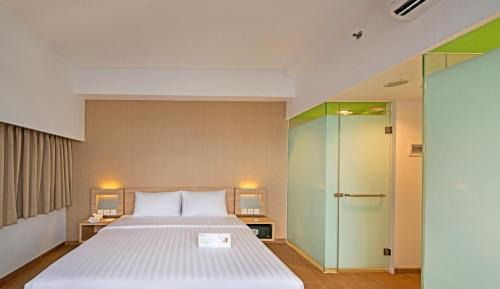 Whiz Double Room