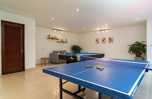 Bandung Villa | Oyama City View 4BR Villa with a Heated Pool