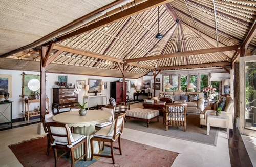 Drupadi Villa | Orchard House - Hidden Oasis in Central Seminyak