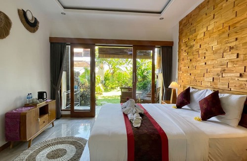 Kemenuh Hotel | Sari Murni