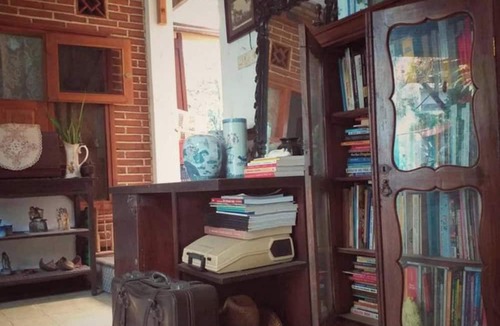 Klojen House | Room-villas in Batu Indonesia Homestay