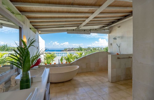 Mushroom Bay Villa | Casa Del Mar