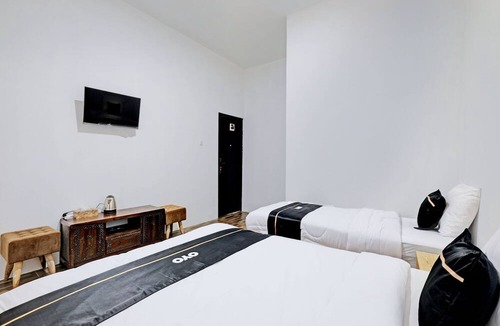 Sleman Hotel | Capital O 92963 Global House Syariah