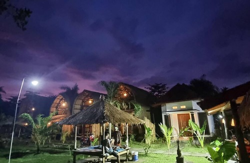 Selong Belanak Cabin | Mahkota Atia Bungallow