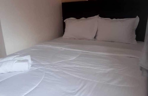 Jombang Hotel | D'Ariska Rooms Homestay